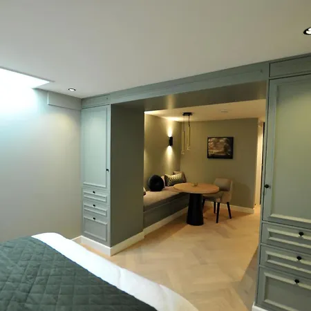 De Cleijne-nagtegael Bed & Breakfast *